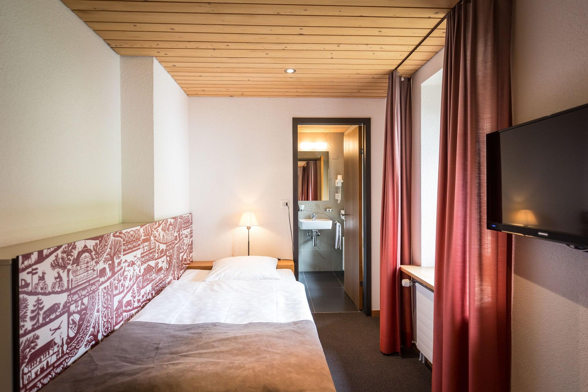 Hotel Landhaus Saanen Exteriör bild