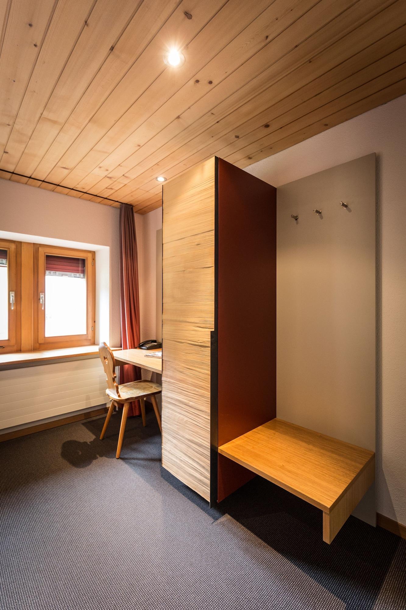 Hotel Landhaus Saanen Exteriör bild