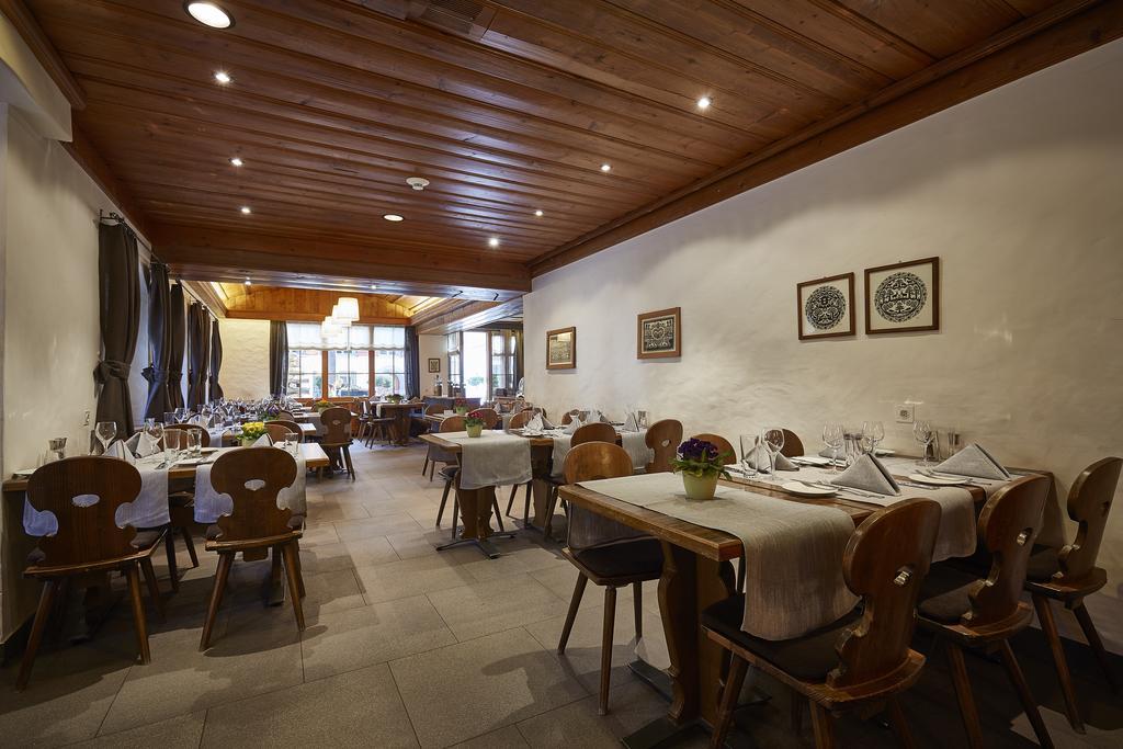 Hotel Landhaus Saanen Exteriör bild